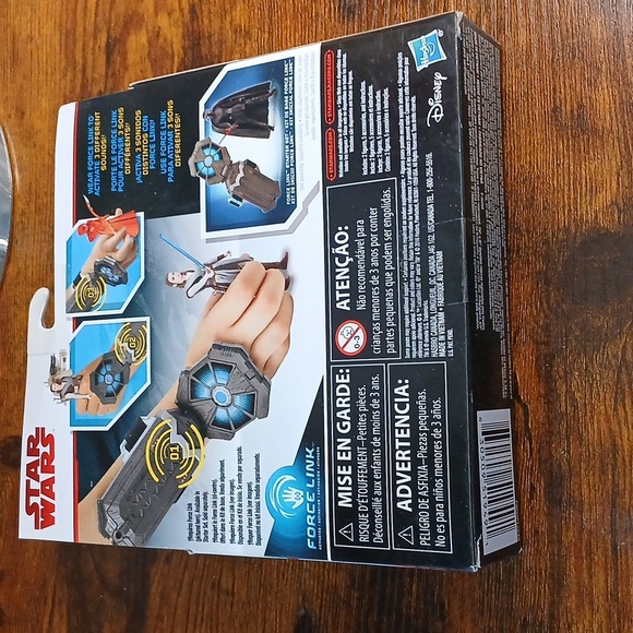 Star Wars Red and Gray Action Figures Set Wear Force Force Link - Picture 5 of 8